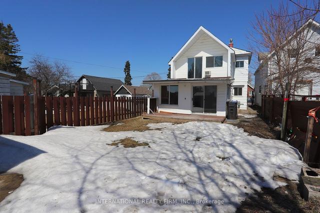 18 Pardee Ave, House detached with 3 bedrooms, 2 bathrooms and 2 parking in Sault Ste. Marie ON | Image 12