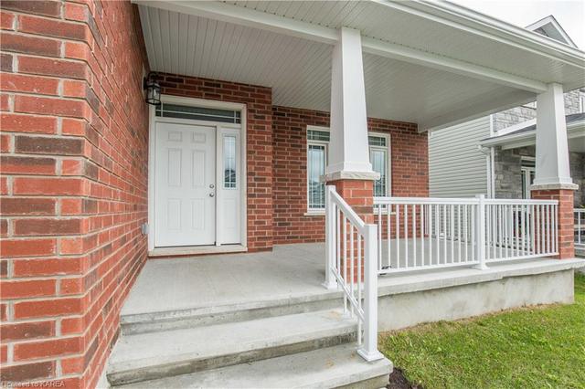 1720 Executive Avenue, House detached with 4 bedrooms, 2 bathrooms and 4 parking in Kingston ON | Image 6