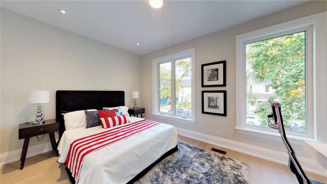 538 Quebec Ave, House semidetached with 3 bedrooms, 3 bathrooms and 2 parking in Toronto ON | Image 27