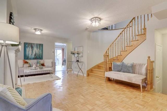 64 Casabel Dr, House semidetached with 4 bedrooms, 3 bathrooms and 4 parking in Vaughan ON | Image 34