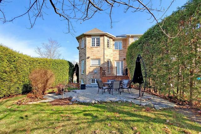 48 Meadowbrook Lane, House attached with 3 bedrooms, 3 bathrooms and 3 parking in Markham ON | Image 16