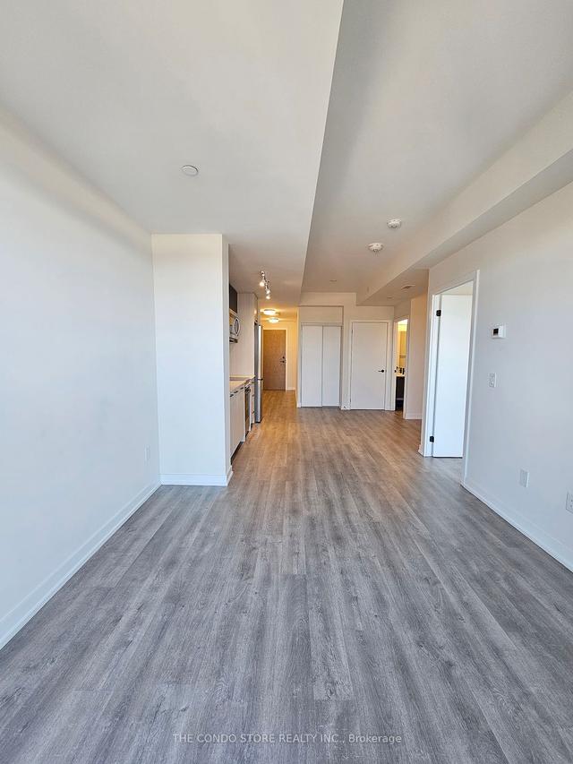 427 - 2300 St Clair Ave W, Condo with 1 bedrooms, 1 bathrooms and 0 parking in Toronto ON | Image 4