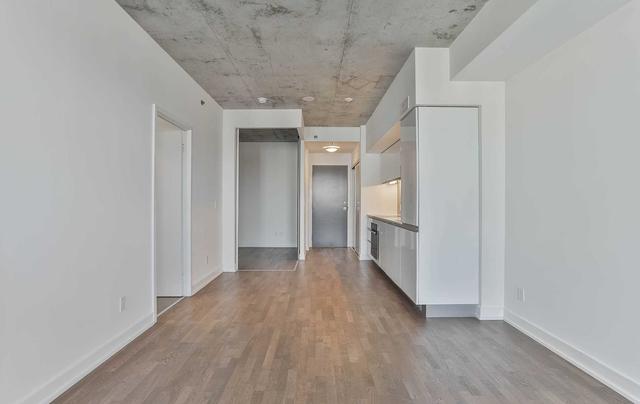 723 - 20 Minowan Miikan Lane, Condo with 2 bedrooms, 1 bathrooms and 1 parking in Toronto ON | Image 8