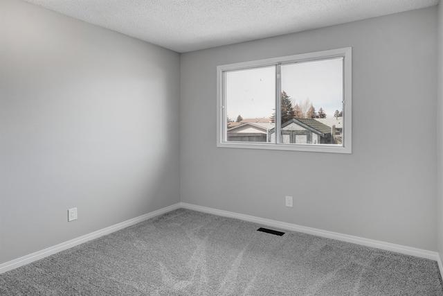 364 Aboyne Place Ne, House detached with 4 bedrooms, 2 bathrooms and null parking in Calgary AB | Image 18