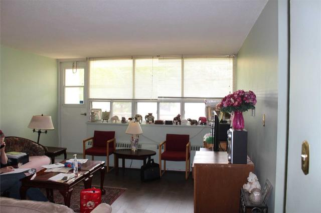 204 - 212 Kerr St, Condo with 2 bedrooms, 1 bathrooms and 1 parking in Oakville ON | Image 23