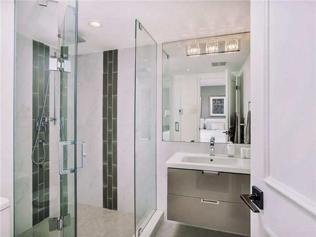 ph01 - 251 Queens Quay W, Condo with 3 bedrooms, 4 bathrooms and 2 parking in Toronto ON | Image 5