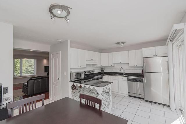 1468 Sixth Line, House detached with 2 bedrooms, 2 bathrooms and 6 parking in Oakville ON | Image 5