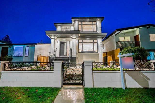 4858 Pender Street, House detached with 5 bedrooms, 7 bathrooms and null parking in Burnaby BC | Card Image