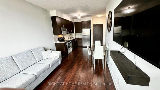 122 - 370 Highway 7 E, Condo with 1 bedrooms, 1 bathrooms and 1 parking in Richmond Hill ON | Image 4