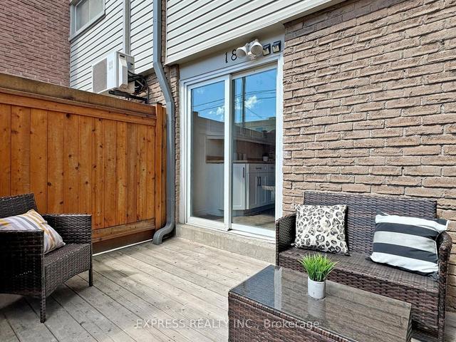 18 - 1666 Queen St E, Townhouse with 3 bedrooms, 1 bathrooms and 1 parking in Toronto ON | Image 35