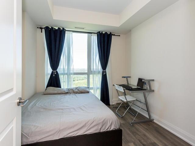 1001 - 55 Yorkland Blvd, Condo with 2 bedrooms, 2 bathrooms and 1 parking in Brampton ON | Image 10