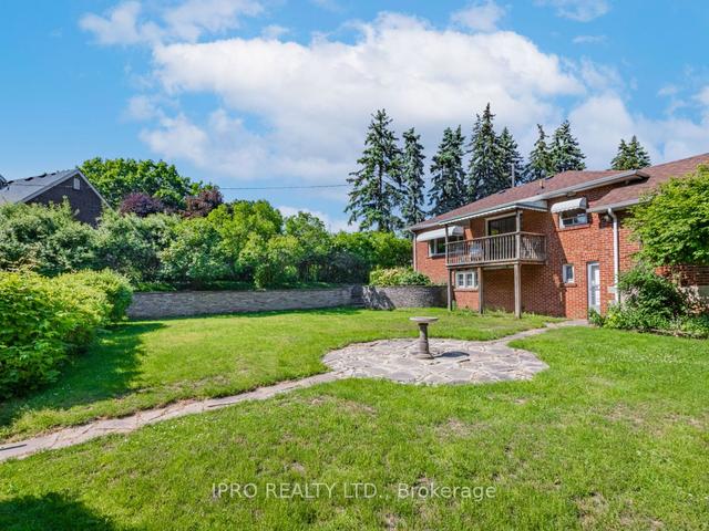 3 Faircrest Circ, House detached with 3 bedrooms, 2 bathrooms and 6 parking in Toronto ON | Image 14