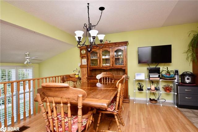 227 Country Lane, House detached with 3 bedrooms, 2 bathrooms and 2 parking in Barrie ON | Image 6