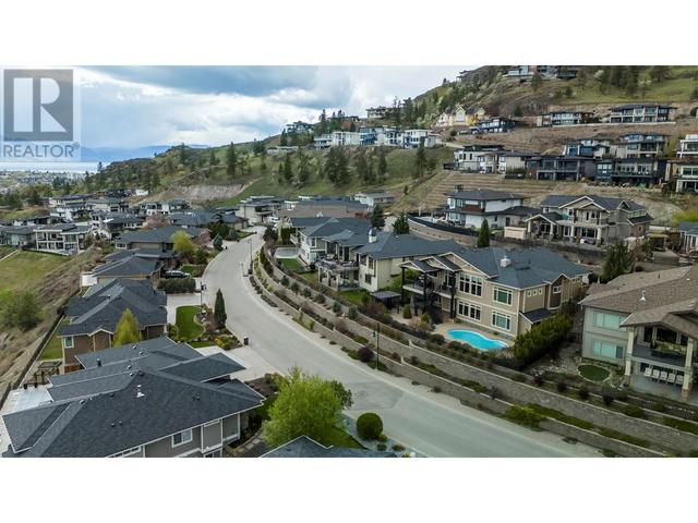 732 Traditions Crescent, House detached with 4 bedrooms, 2 bathrooms and 3 parking in Kelowna BC | Image 76