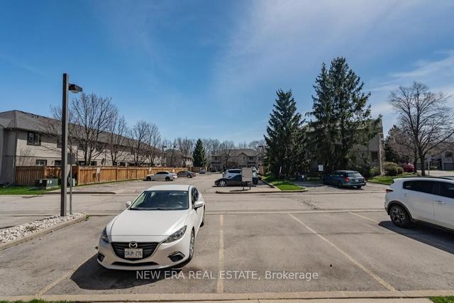 12 - 2120 Headon Rd, Townhouse with 2 bedrooms, 1 bathrooms and 1 parking in Burlington ON | Image 12