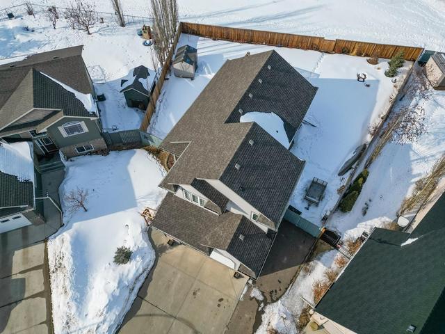 46 Estella Crescent, House detached with 4 bedrooms, 3 bathrooms and 5 parking in Lacombe AB | Image 4