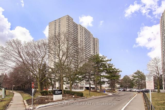 2506 - 80 Antibes Dr, Condo with 3 bedrooms, 2 bathrooms and 1 parking in Toronto ON | Image 1