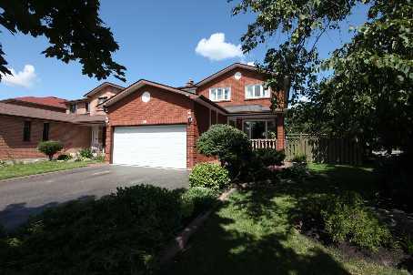 58 Royal Garden Blvd, House detached with 4 bedrooms, 4 bathrooms and 6 parking in Vaughan ON | Image 1