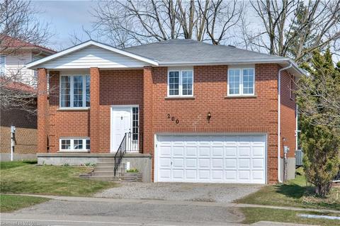 200 Eastforest Trail, House detached with 2 bedrooms, 2 bathrooms and 4 parking in Kitchener ON | Card Image
