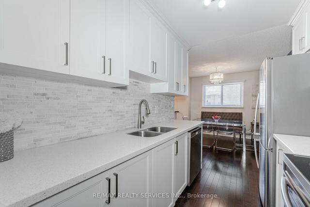16 - 16 Carleton Pl, Townhouse with 3 bedrooms, 2 bathrooms and 2 parking in Brampton ON | Image 29