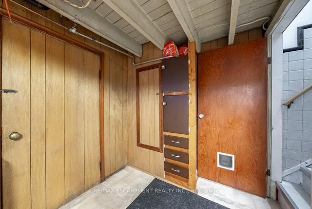 326 East 12th St, House detached with 3 bedrooms, 1 bathrooms and 4 parking in Hamilton ON | Image 15