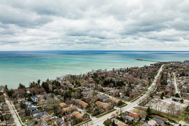 3054 Silverthorn Dr, House detached with 3 bedrooms, 4 bathrooms and 3 parking in Oakville ON | Image 28