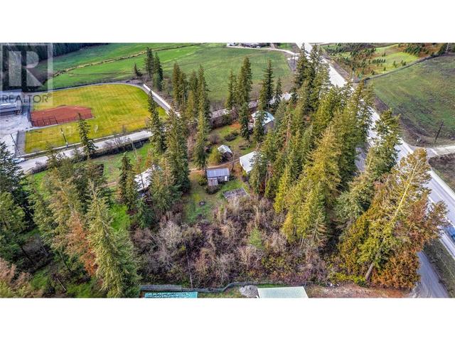 11 Gardom Lake Road, House detached with 2 bedrooms, 2 bathrooms and null parking in North Okanagan F BC | Image 62