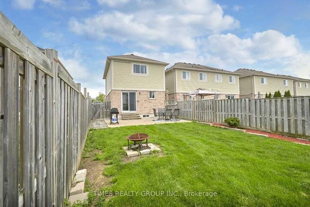 46 Ridwell St, House attached with 3 bedrooms, 3 bathrooms and 3 parking in Barrie ON | Image 18