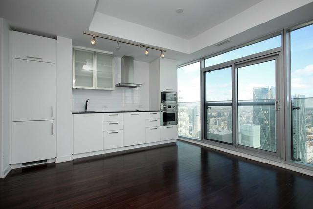 6312 - 14 York St, Condo with 1 bedrooms, 1 bathrooms and 1 parking in Toronto ON | Image 15