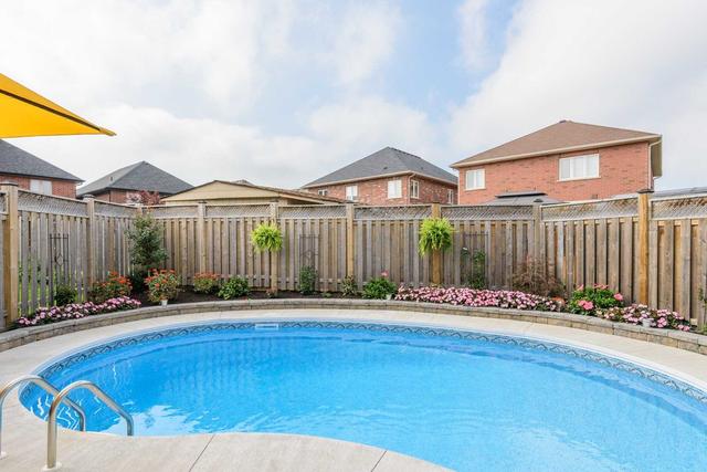 194 Vinton Rd, House detached with 4 bedrooms, 3 bathrooms and 5 parking in Hamilton ON | Image 25