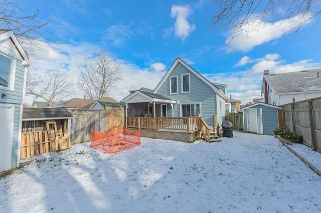53 Hydro St, House detached with 3 bedrooms, 2 bathrooms and 2 parking in London ON | Image 26