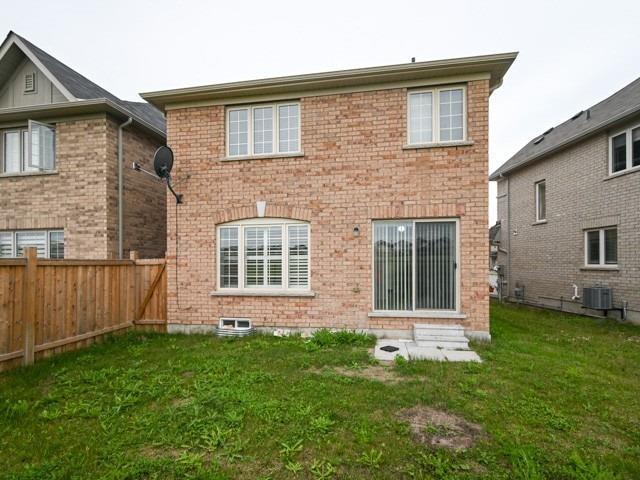 27 Headon Ave, House detached with 4 bedrooms, 3 bathrooms and 2 parking in Ajax ON | Image 16