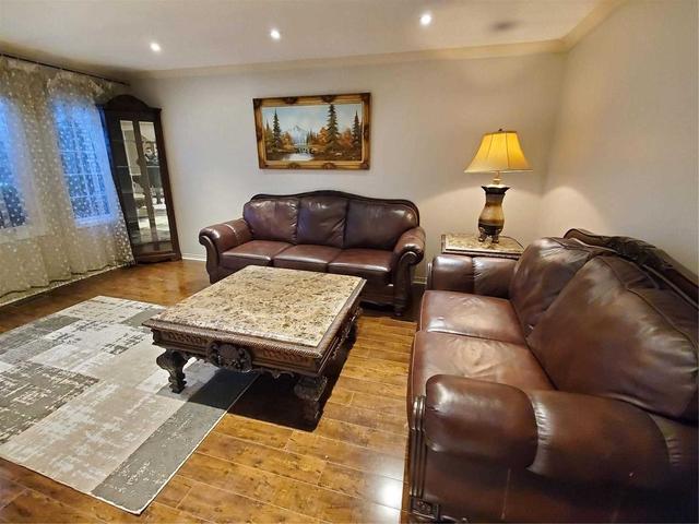 m+2nd - 43 Coldstream Cres, House detached with 4 bedrooms, 4 bathrooms and 2 parking in Richmond Hill ON | Image 9
