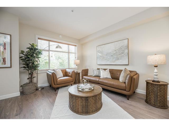 303 - 8538 203a Street, Condo with 3 bedrooms, 2 bathrooms and 2 parking in Langley BC | Image 9