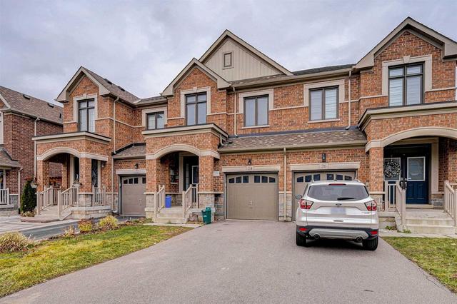 24 Briarfield Ave, House attached with 3 bedrooms, 3 bathrooms and 3 parking in East Gwillimbury ON | Image 12