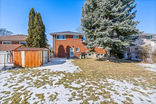 47 Collier Cres, House detached with 3 bedrooms, 3 bathrooms and 3 parking in Hamilton ON | Image 29
