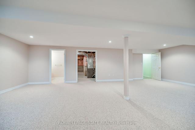 40 Northernbreeze St, Townhouse with 2 bedrooms, 3 bathrooms and 2 parking in Hamilton ON | Image 22