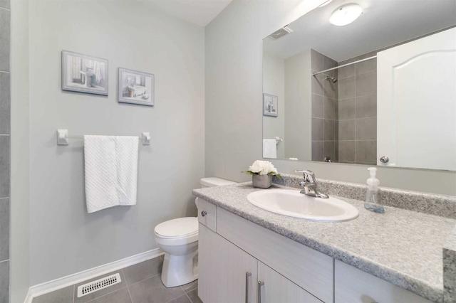 36 Westowanis Dr, House semidetached with 4 bedrooms, 4 bathrooms and 3 parking in Toronto ON | Image 27