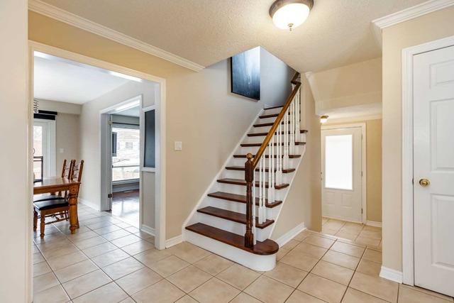 106 Huntington Cres, House detached with 4 bedrooms, 4 bathrooms and 8 parking in Clarington ON | Image 11