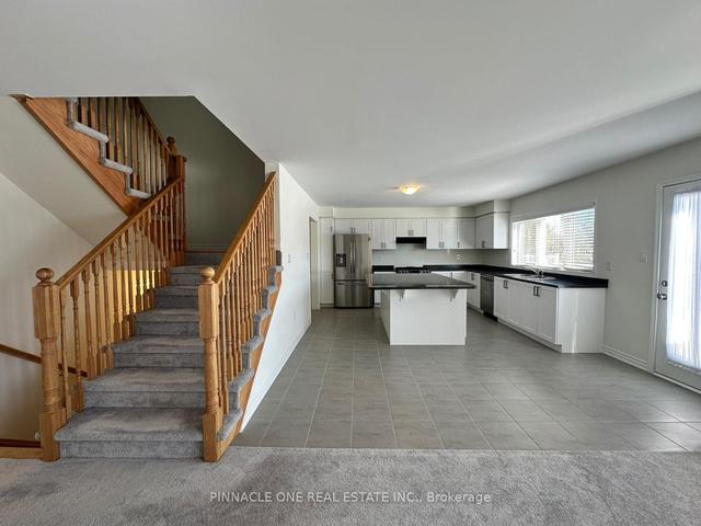 44 Chambery St, House detached with 3 bedrooms, 3 bathrooms and 4 parking in Bracebridge ON | Image 9