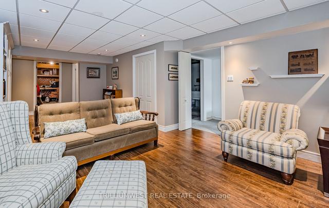 30 Katemore Dr, Townhouse with 2 bedrooms, 3 bathrooms and 2 parking in Guelph ON | Image 13