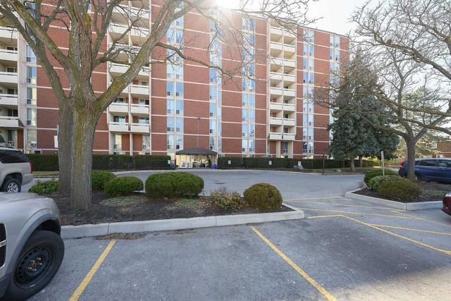 510 - 75 Glenburn Crt, Condo with 2 bedrooms, 1 bathrooms and 1 parking in Hamilton ON | Image 30