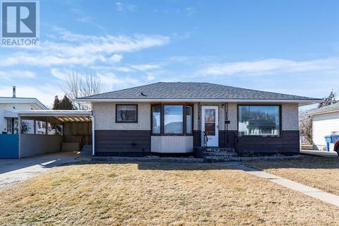 185 Herald Drive Nw, Medicine Hat, AB, T1A6Y3 | Card Image