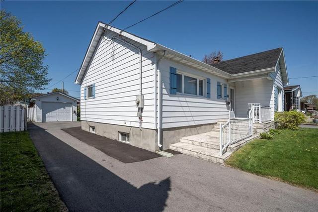 213 Anthony Street, House detached with 3 bedrooms, 2 bathrooms and 4 parking in Cornwall ON | Image 23
