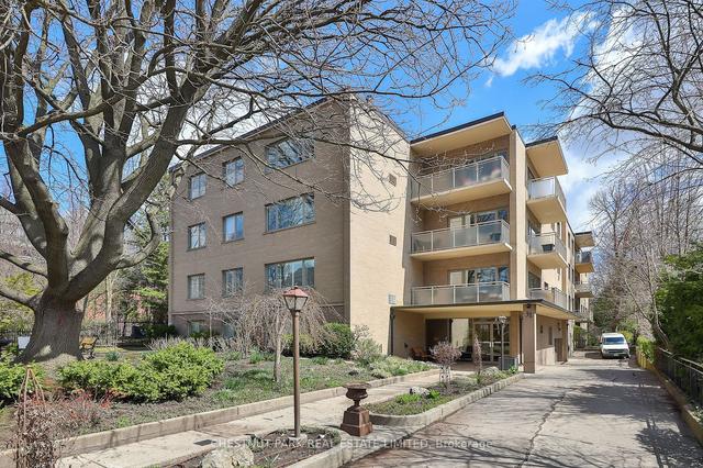306 - 31 Rosedale Rd, Condo with 3 bedrooms, 2 bathrooms and 1 parking in Toronto ON | Image 1