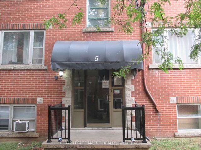 8 - 5 Applewood Ave, Condo with 1 bedrooms, 1 bathrooms and 1 parking in Hamilton ON | Image 1