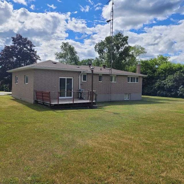 263 Flindall Rd, House detached with 2 bedrooms, 1 bathrooms and 5 parking in Quinte West ON | Image 15