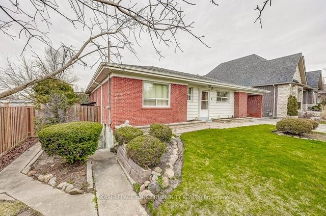 2 Windridge Dr, House detached with 3 bedrooms, 3 bathrooms and 5 parking in Markham ON | Image 1