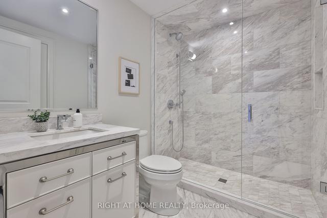 363 Avenue Rd, Townhouse with 4 bedrooms, 5 bathrooms and 2 parking in Toronto ON | Image 21