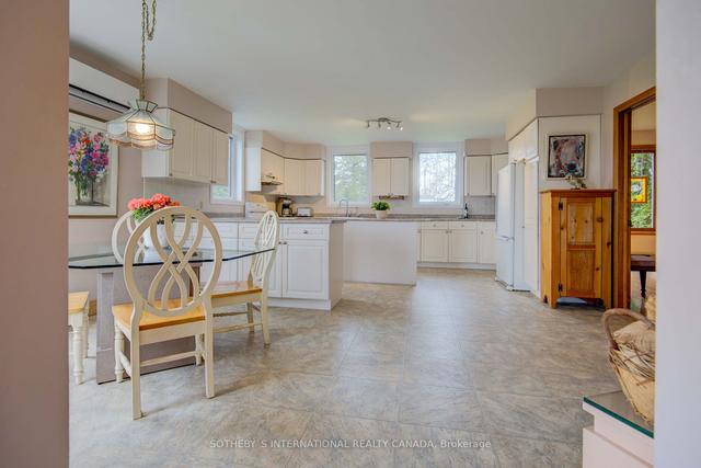 215 Georges Rd, House detached with 4 bedrooms, 3 bathrooms and 10 parking in Prince Edward County ON | Image 4